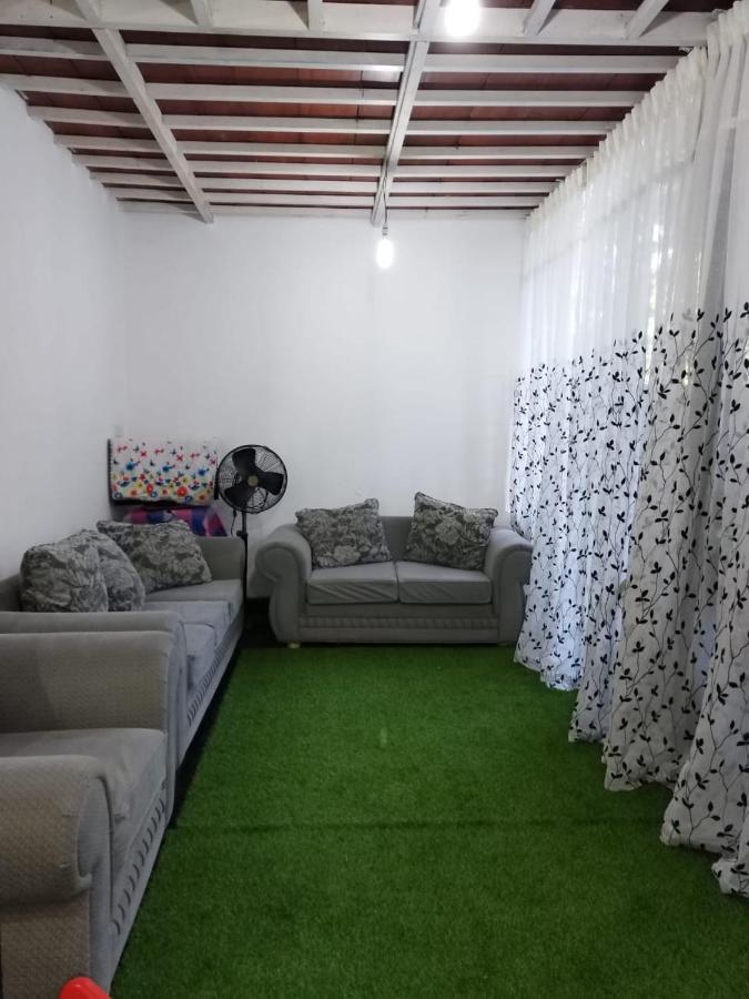 Ella Way Resort 佩勒代尼耶 外观 照片